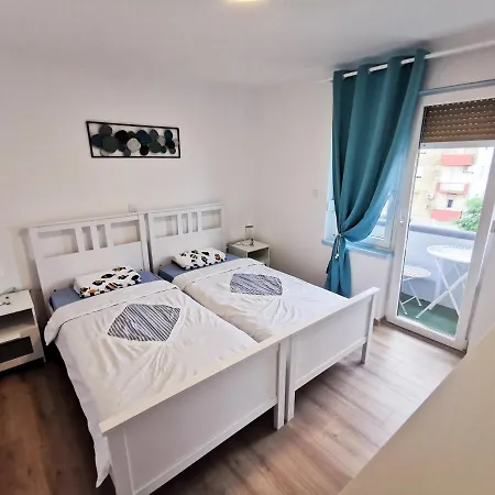 Sea Star Apartament *