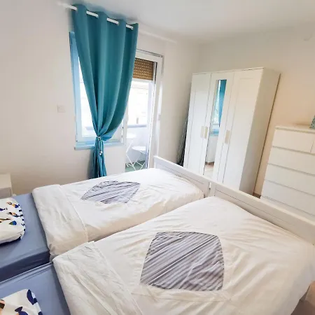 Sea Star Apartment