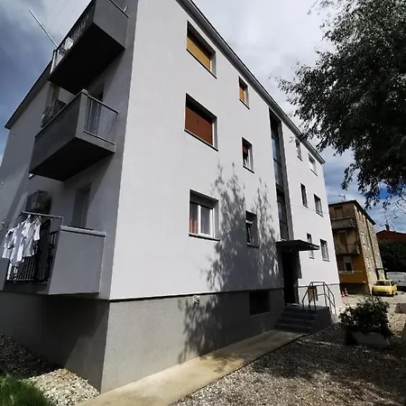 Sea Star Apartment *